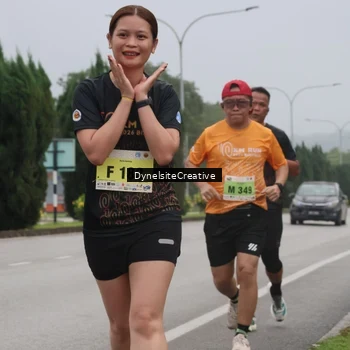 Runner Photo 8574668