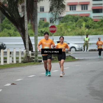 Runner Photo 8574682