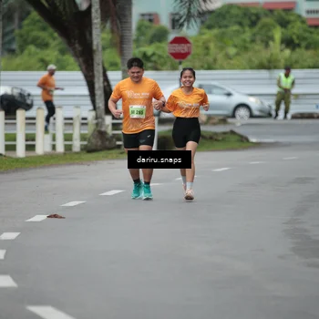 Runner Photo 8574687