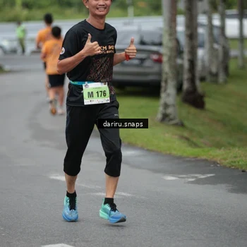 Runner Photo 8574688