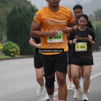 Runner Photo 8574694