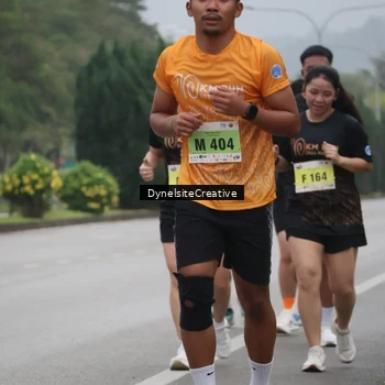 Runner Photo 8574715