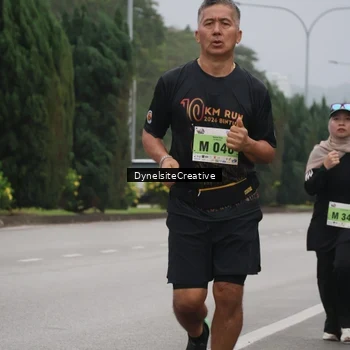 Runner Photo 8574883