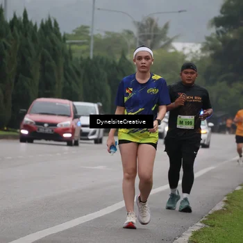 Runner Photo 8574999