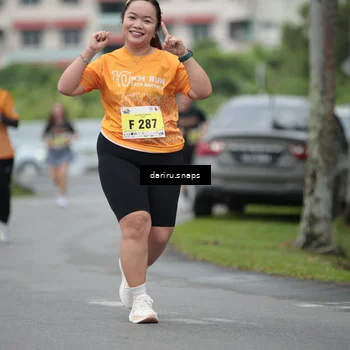 Runner Photo 8575241