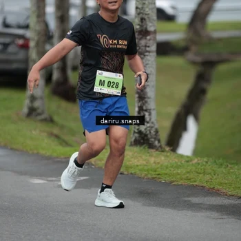 Runner Photo 8575273