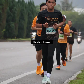 Runner Photo 8575341