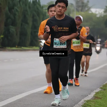 Runner Photo 8575344