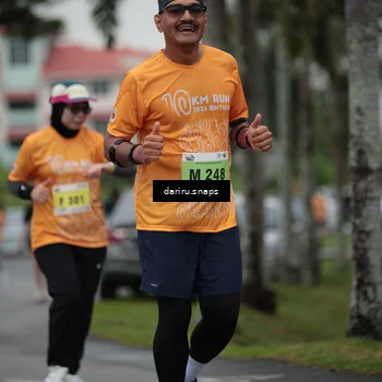 Runner Photo 8575353