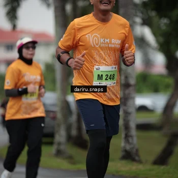 Runner Photo 8575367