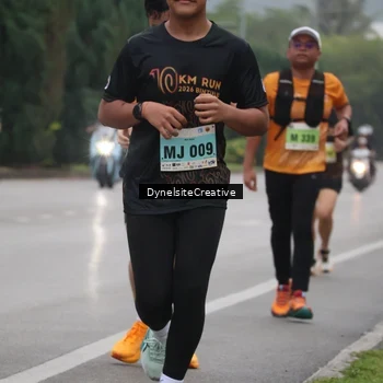Runner Photo 8575369