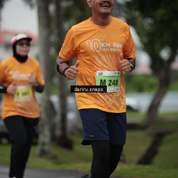 Runner Photo 8575373