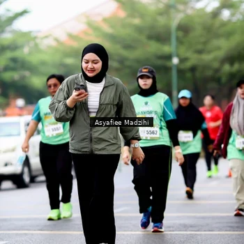 Runner Photo 8575378