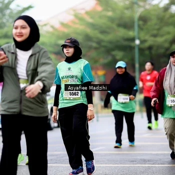 Runner Photo 8575381
