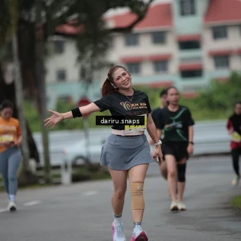 Runner Photo 8575668