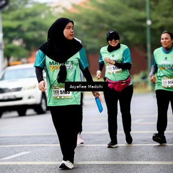 Runner Photo 8575696