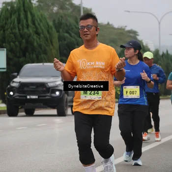 Runner Photo 8575787