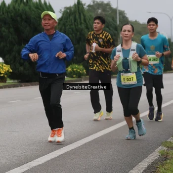Runner Photo 8575800