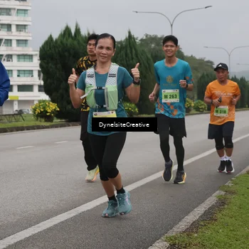 Runner Photo 8575806