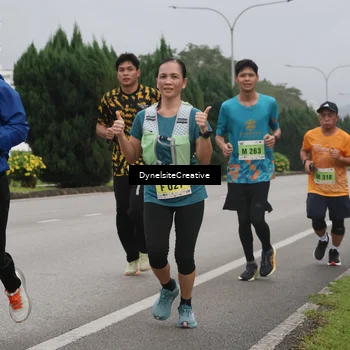 Runner Photo 8575807