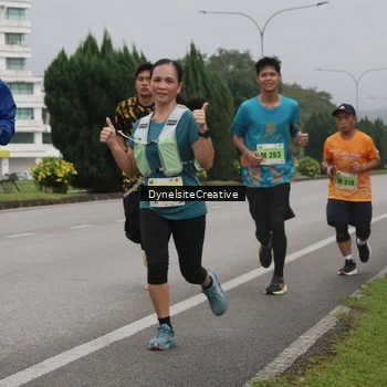 Runner Photo 8575813