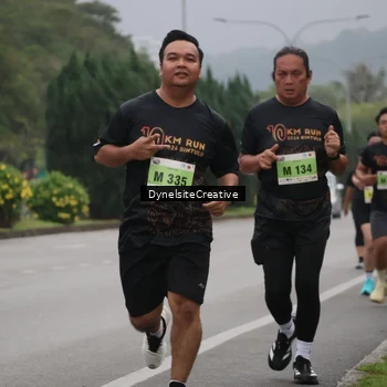 Runner Photo 8575855