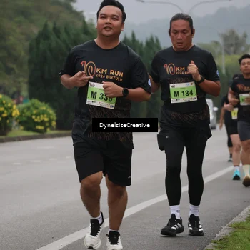 Runner Photo 8575856