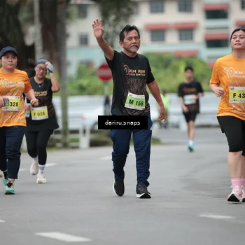 Runner Photo 8575858