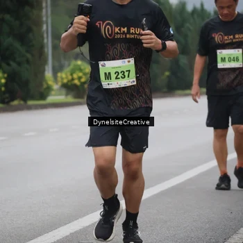 Runner Photo 8575935