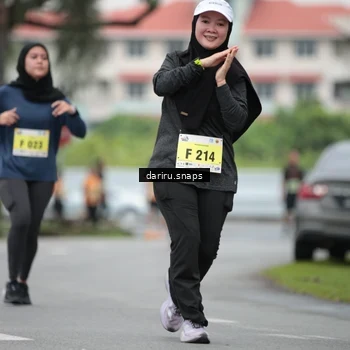 Runner Photo 8575983