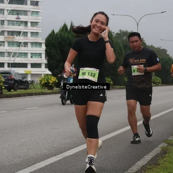 Runner Photo 8575993