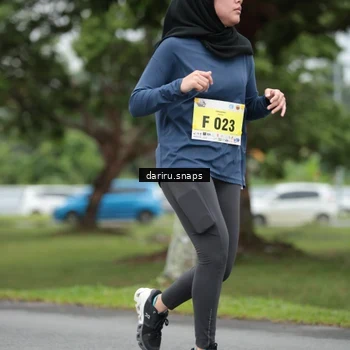 Runner Photo 8576011