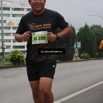 Runner Photo 8576013