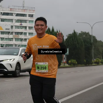 Runner Photo 8576022