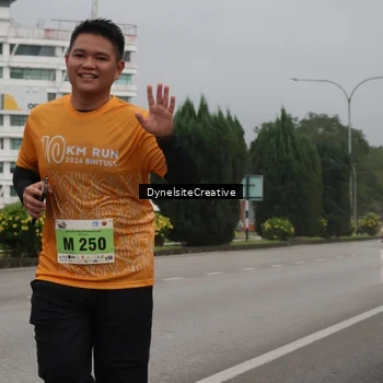 Runner Photo 8576031