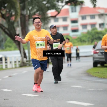 Runner Photo 8576101