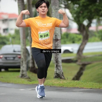 Runner Photo 8576158