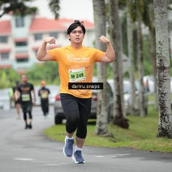 Runner Photo 8576167