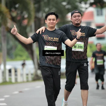 Runner Photo 8576175