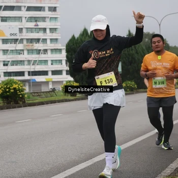 Runner Photo 8576184