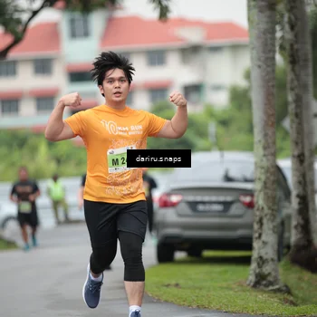 Runner Photo 8576190