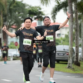 Runner Photo 8576214