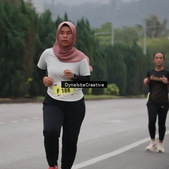 Runner Photo 8576217