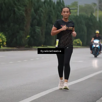 Runner Photo 8576252