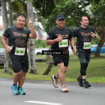 Runner Photo 8576268