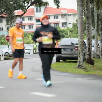 Runner Photo 8576308