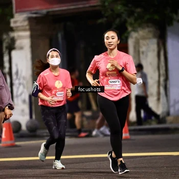 Runner Photo 8576386