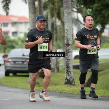 Runner Photo 8576396