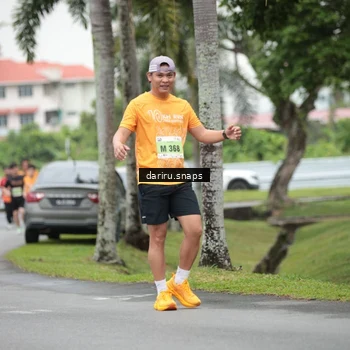 Runner Photo 8576410