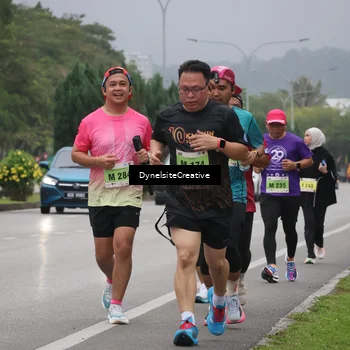 Runner Photo 8576455